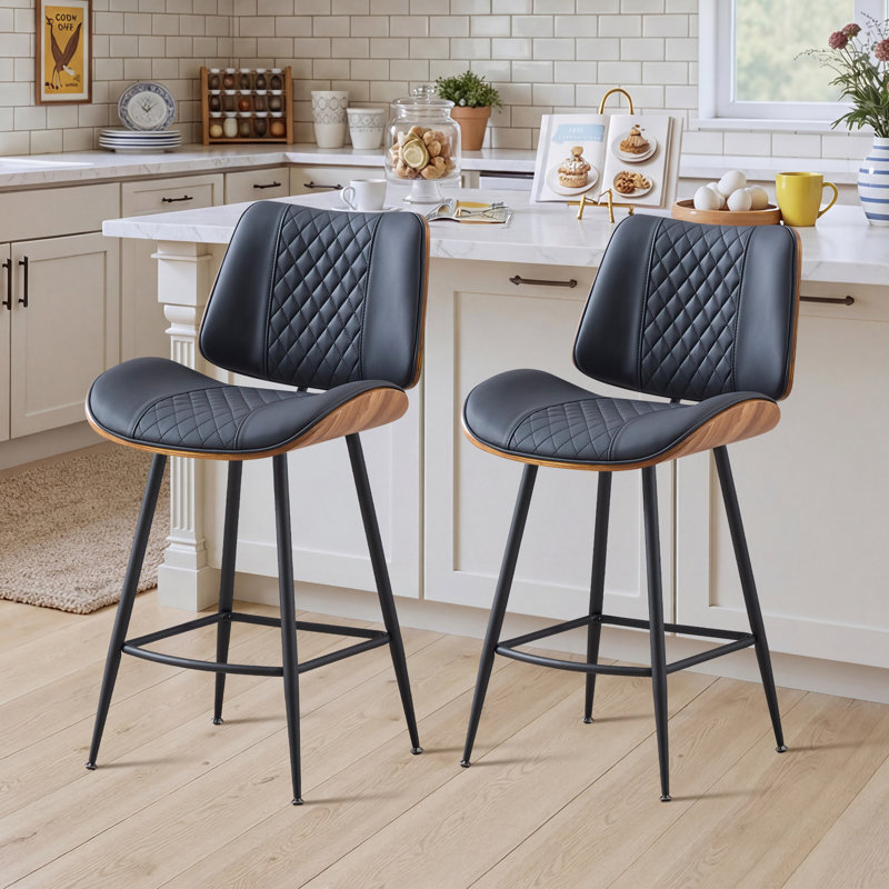 Tabouret de comptoir de 26,97 po avec similicuir et dossier en bois de noyer courbé, Noir