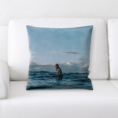 Guevara The Great Sea Throw Pillow