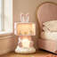 Table de chevet en résine et bois avec lampe de lune intégrée, table de chevet fantaisiste rose avec capteur de mouvement, décor décoratif moderne pour la chambre à coucher