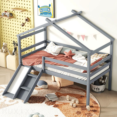 Lit simple mezzanine bas avec glissade, échelle, barrières de sécurité, structure de toit de maison, gris