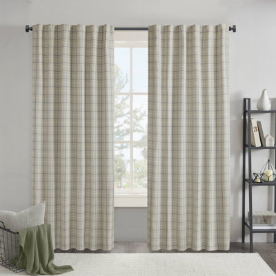 1PC Plaid Rod Pocket and Back Tab Curtain Panel with Fleece Lining