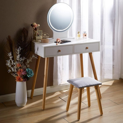 Nazya Vanity