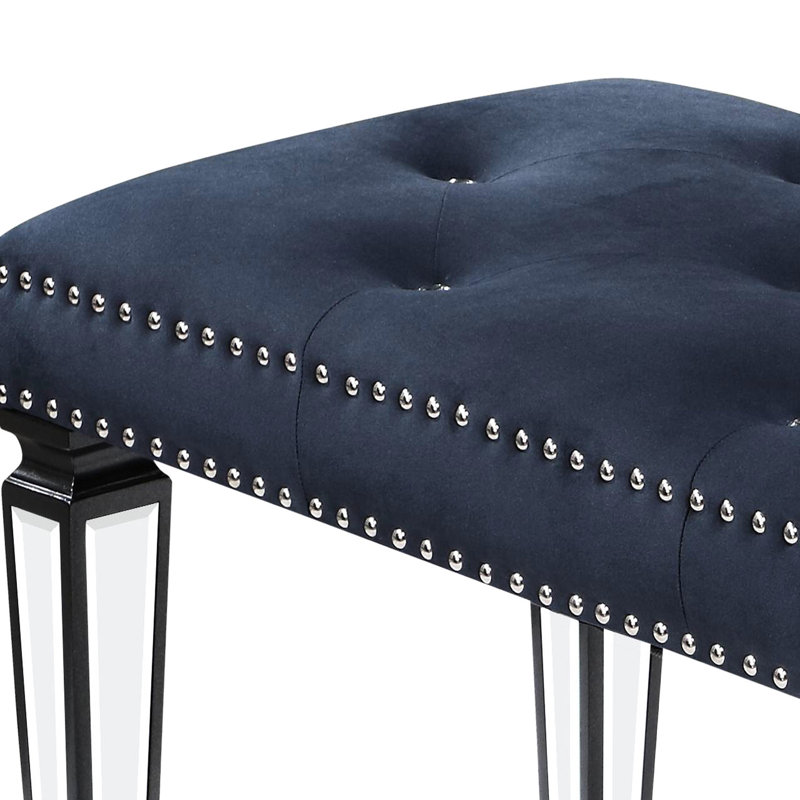 Banc de chambre à coucher glamour en velours bleu marine foncé avec pieds élégants et miroir