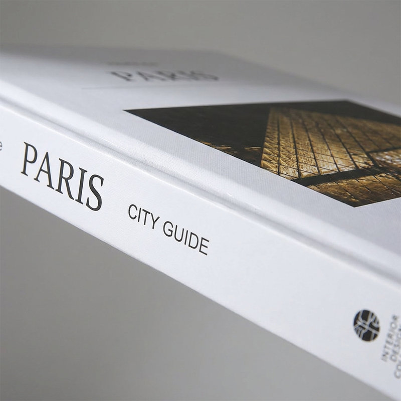 Grand livre Paris