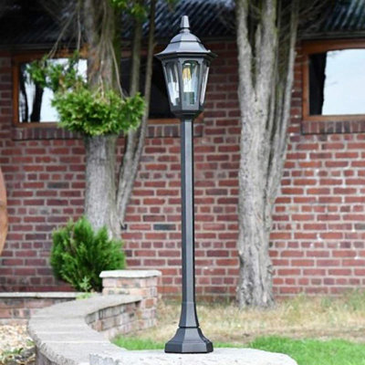 Helotes Lamp Post (Full)