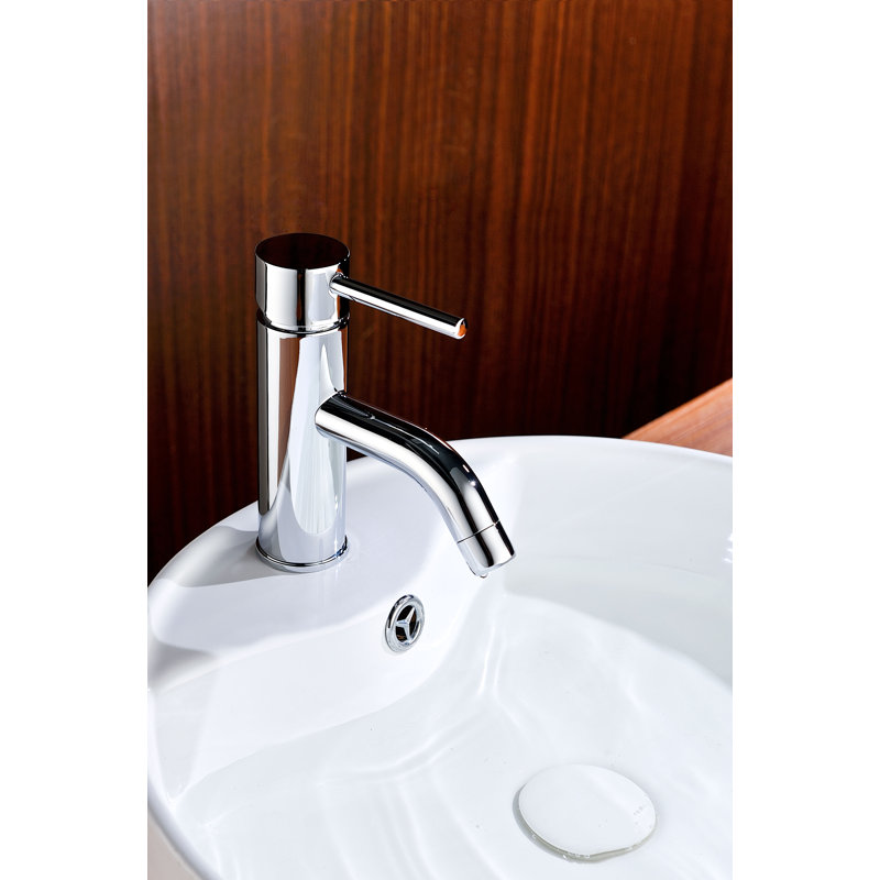 Bravo Single-handle Bathroom Faucet with Drain Assembly, Polished Chrome