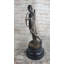 Figurines et sculptures Aventina
