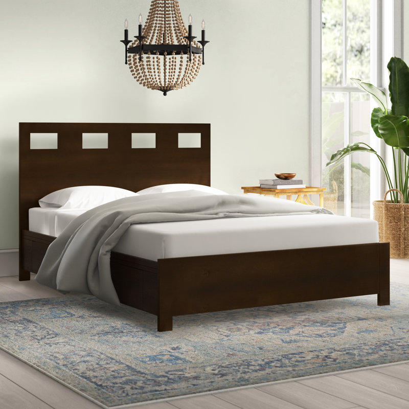 Lit standard en bois massif Carolina, Roi