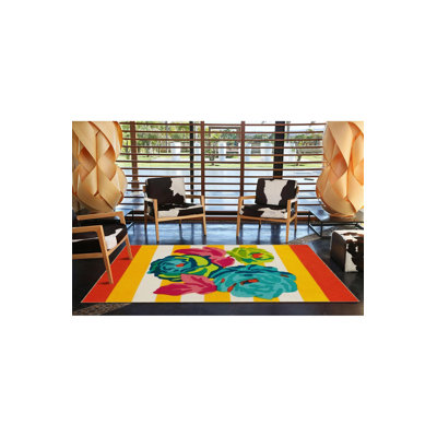 Tapis tissé à motif floral moderne