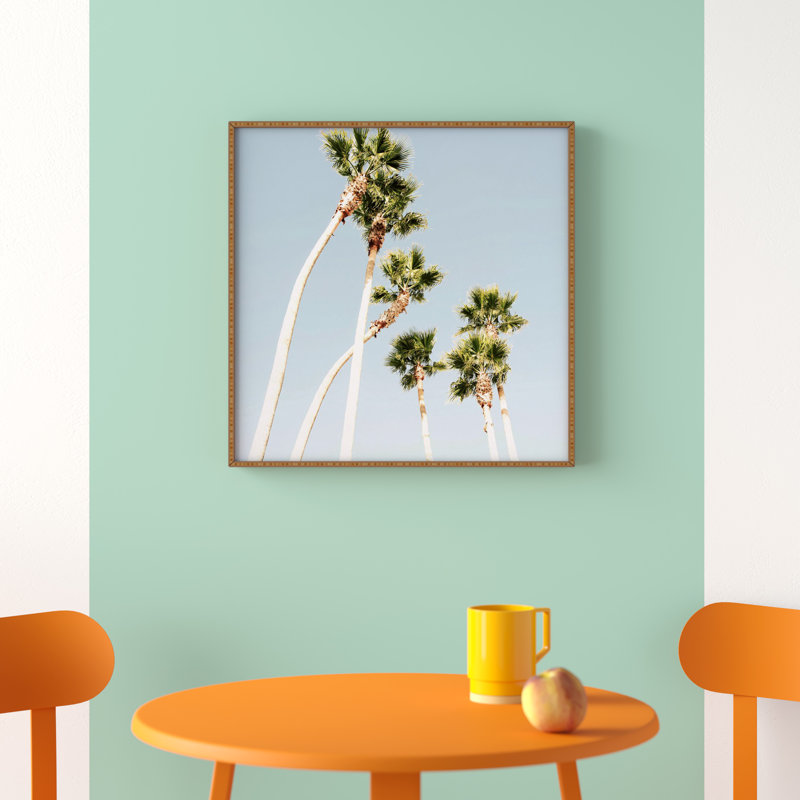 «Beach Palms» par Bree Madden, reproduction de photo sur papier encadrée, H 30 po x l 30 po x p 1 po