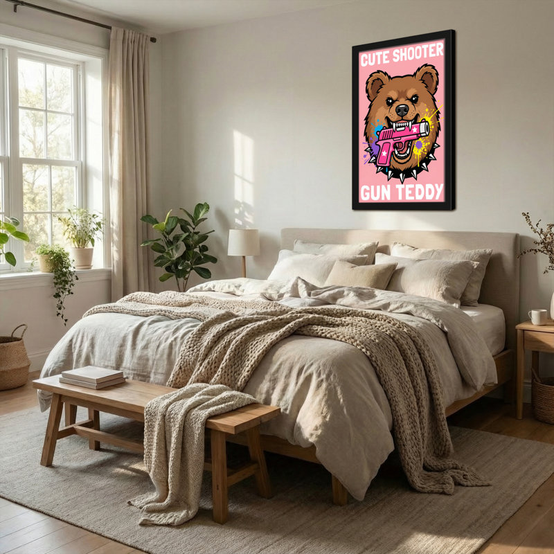 Ours en peluche avec pistolet rose, H 36 po x l 24 po