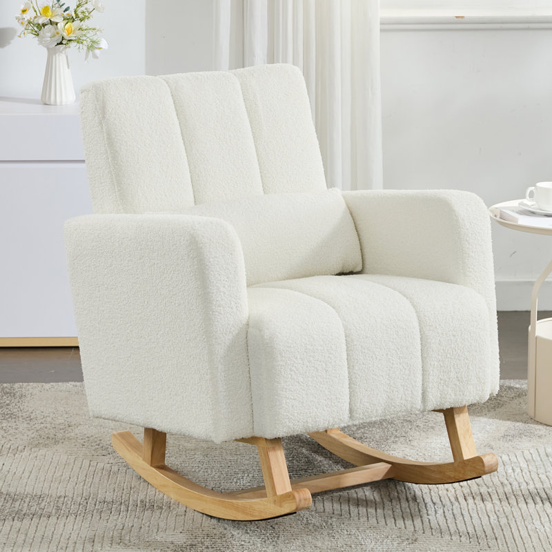 Chaise berçante en velours blanc crème avec coussin, support ergonomique très confortable, conception à surpiqûres verticales, polyvalente pour une finition intérieure et confort d'assise spacieux, dossier remarquablement visible