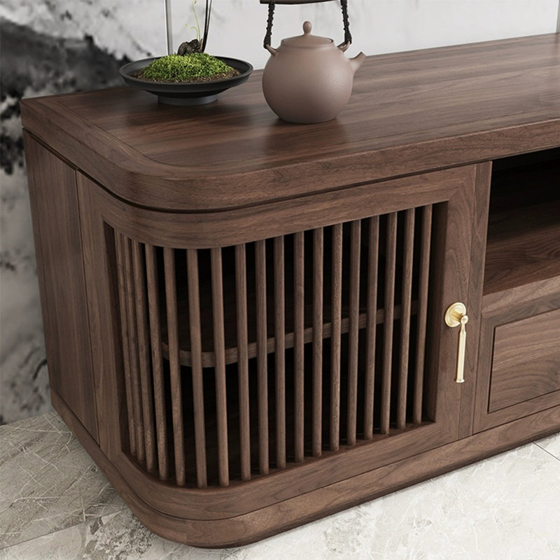 Classic feature TV cabinet
