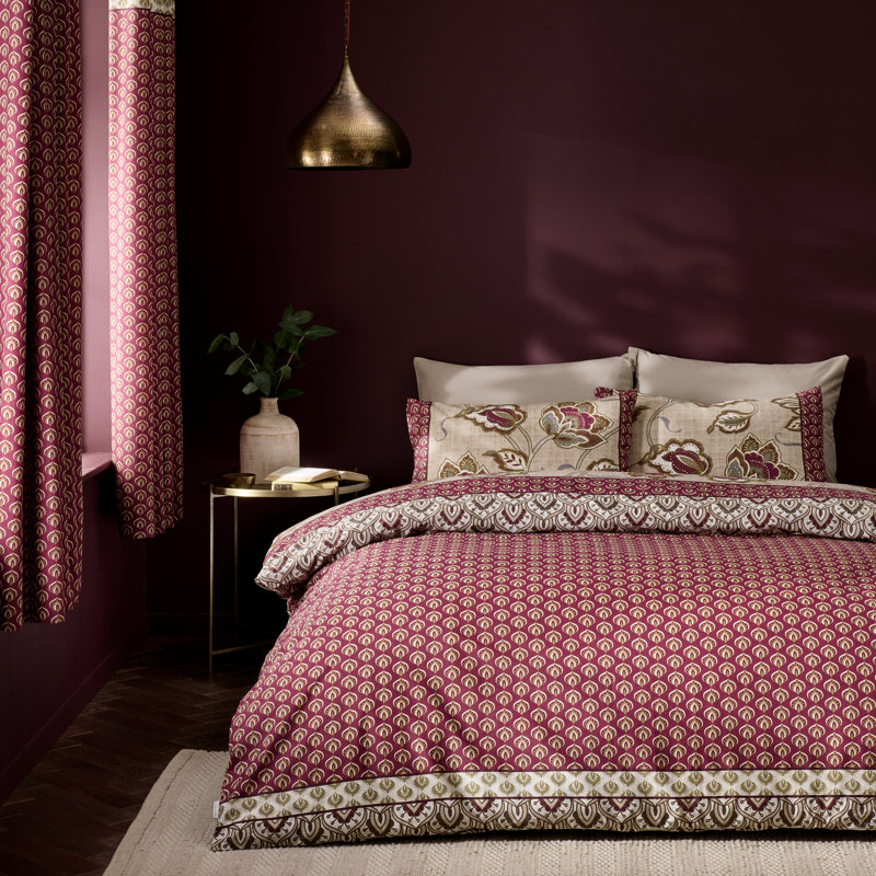 Kashmir Reversible Duvet Cover Set with Pillowcases, Single Duvet Cover + 1 Standard Pillowcase