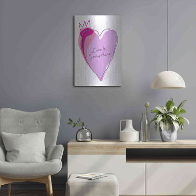«Love is Everywhere» par Ayse, art mural en métal