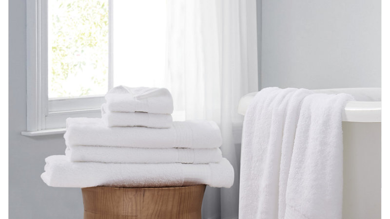 How to Wash White Towels