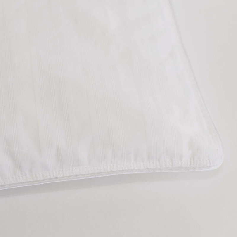 Eddie Bauer Signature Collection 700 Fill Power Lightweight Summer Goose Down Comforter, Oversized King
