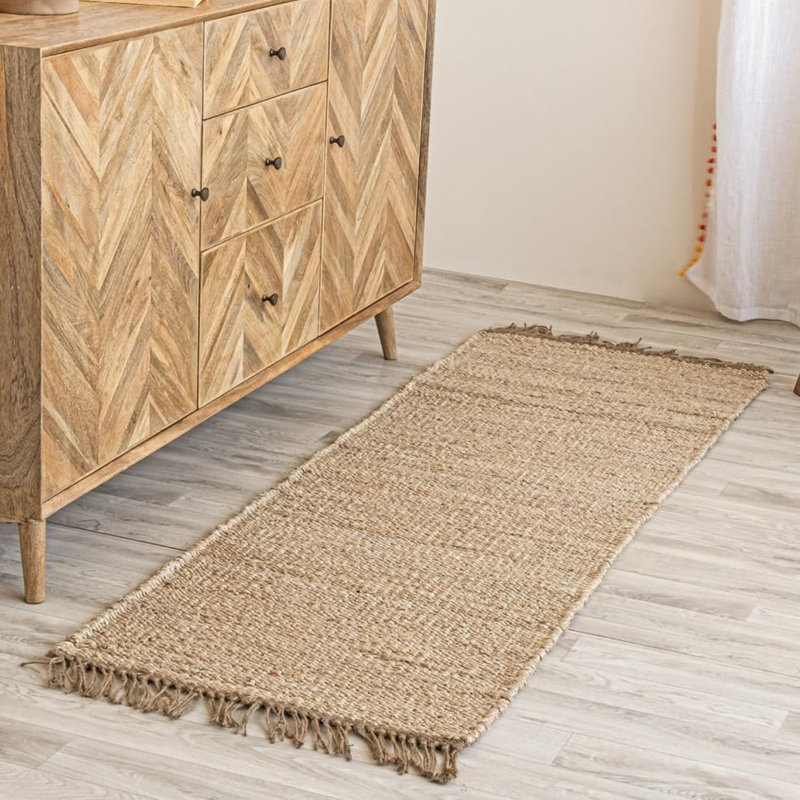Chunky Braided Jute Runner Rug with Tassels | 2' x 6' | Natural, Tapis de couloir 2 pi x 6 pi