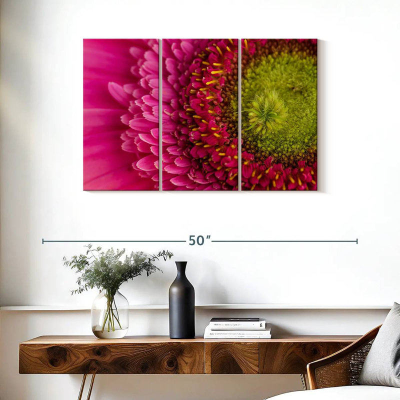 Gerbera magnifiée, H 24 po x l 38 po