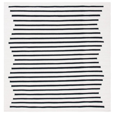 Mando Handmade Cotton Ivory/Black Rug
