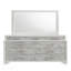 Commode de style moderne en bois blanc