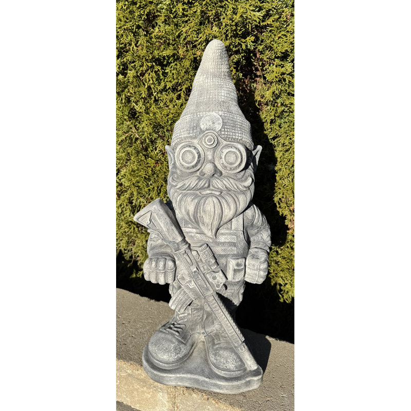 Servez et protégez le nain de jardin