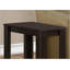 Élégante table d'appoint en bois foncé à deux niveaux pour le salon et la chambre à coucher, pour le rangement et la présentation-994408230