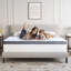 Surmatelas en mousse à mémoire de forme moyenne infusé de gel pour un sommeil confortable-581430092-573631820