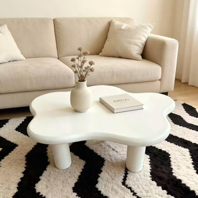 Table basse de 40 pouces en forme de nuage avec 4 pieds de table ronds, convient aux salons, blanc