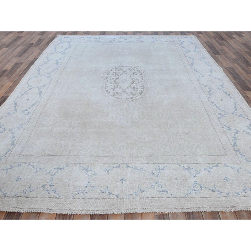 Tapis oriental 7 pi 9 po x 10 po 7 po beige Kerman Shabby Elegance