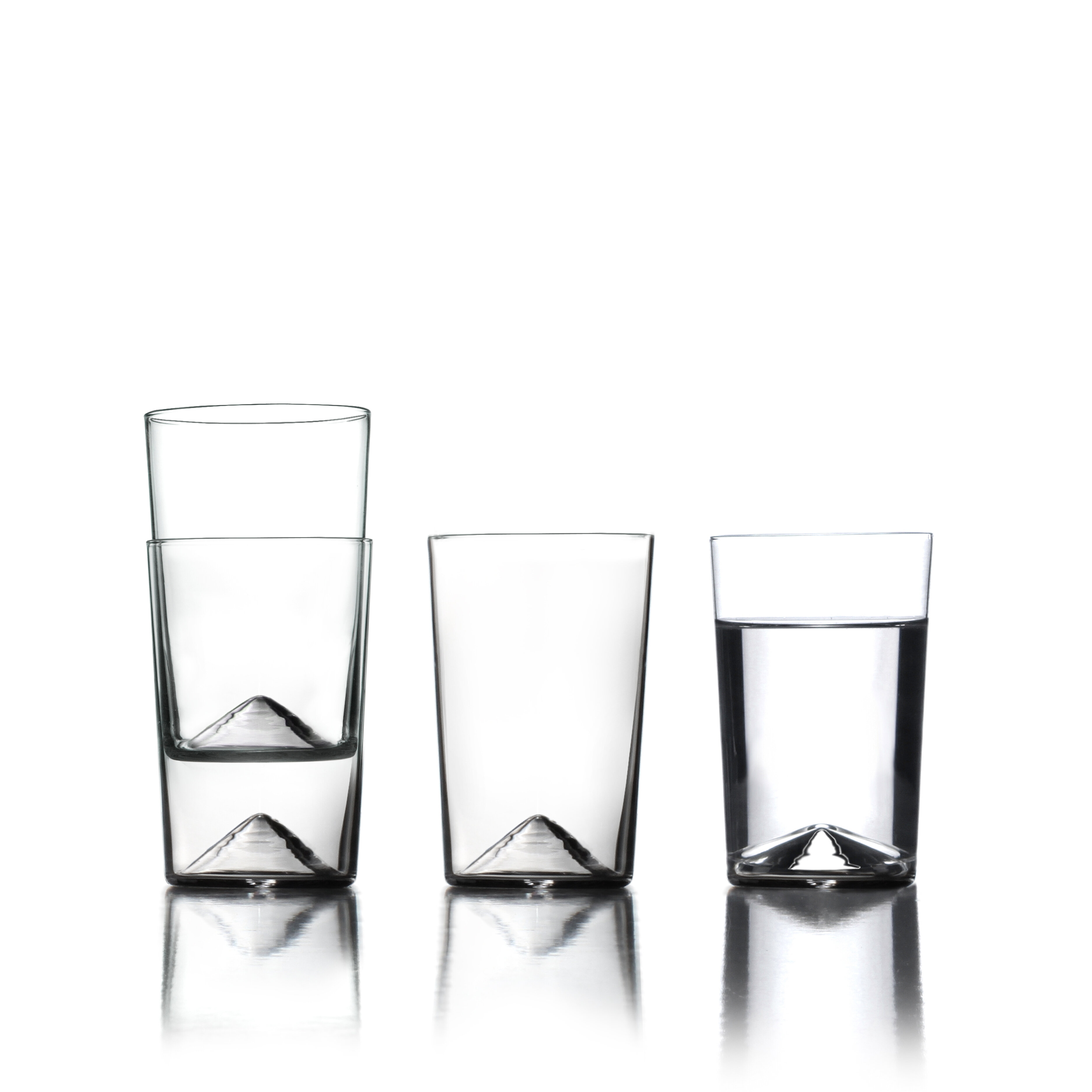 https://assets.wfcdn.com/im/78593494/compr-r85/1131/113185991/monti-handmade-drinking-glass-set.jpg