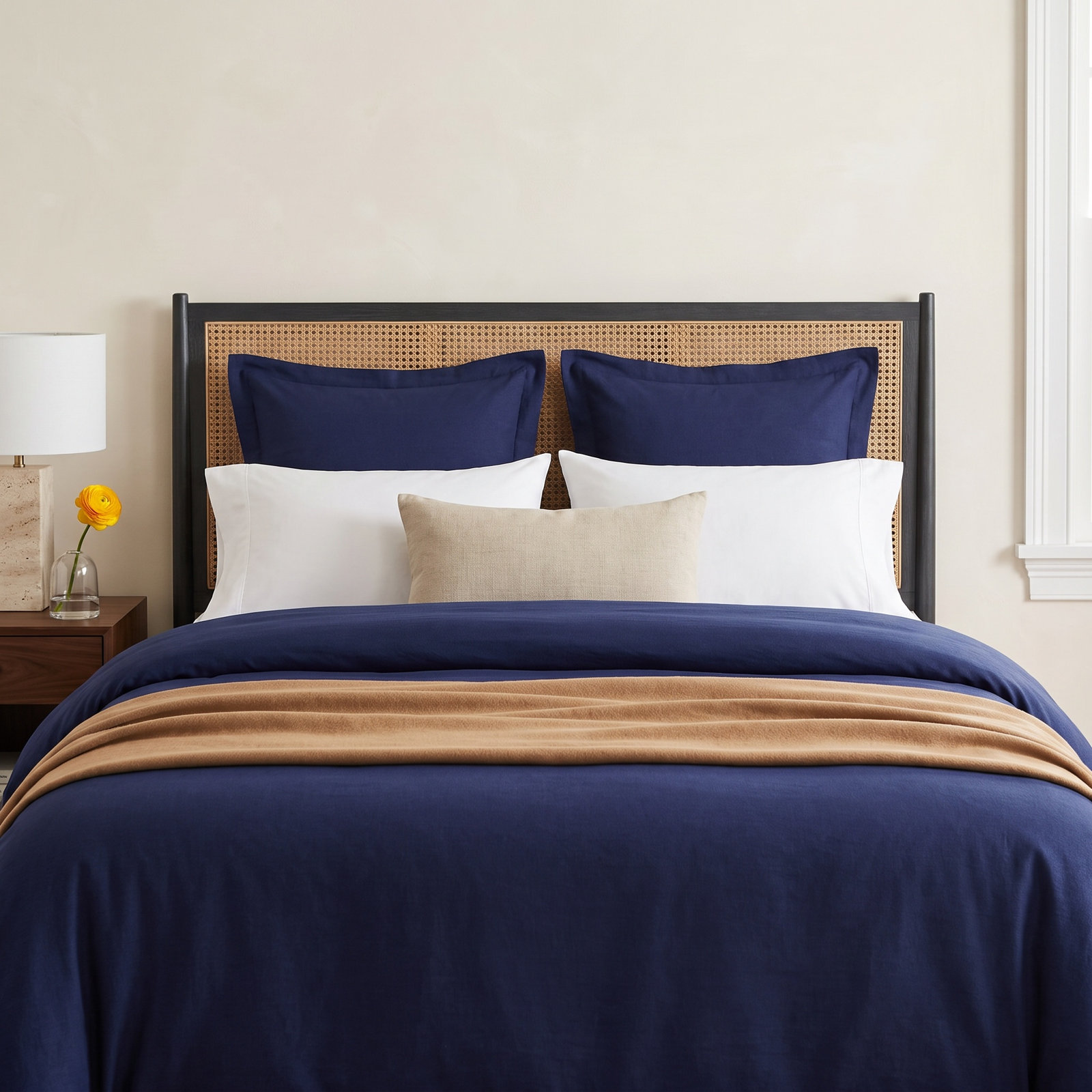 Nena Linen Bedding Set, King Comforter + 2 King Pillow Shams, Navy
