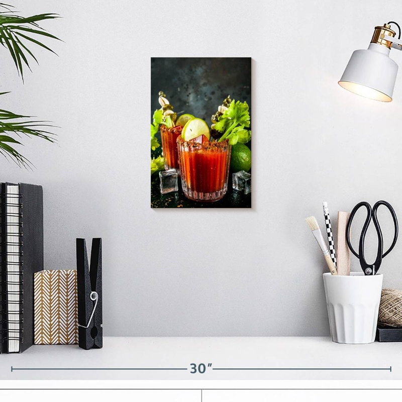 Yarlin, sanglante Mary cocktail, H 12 po x l 8 po
