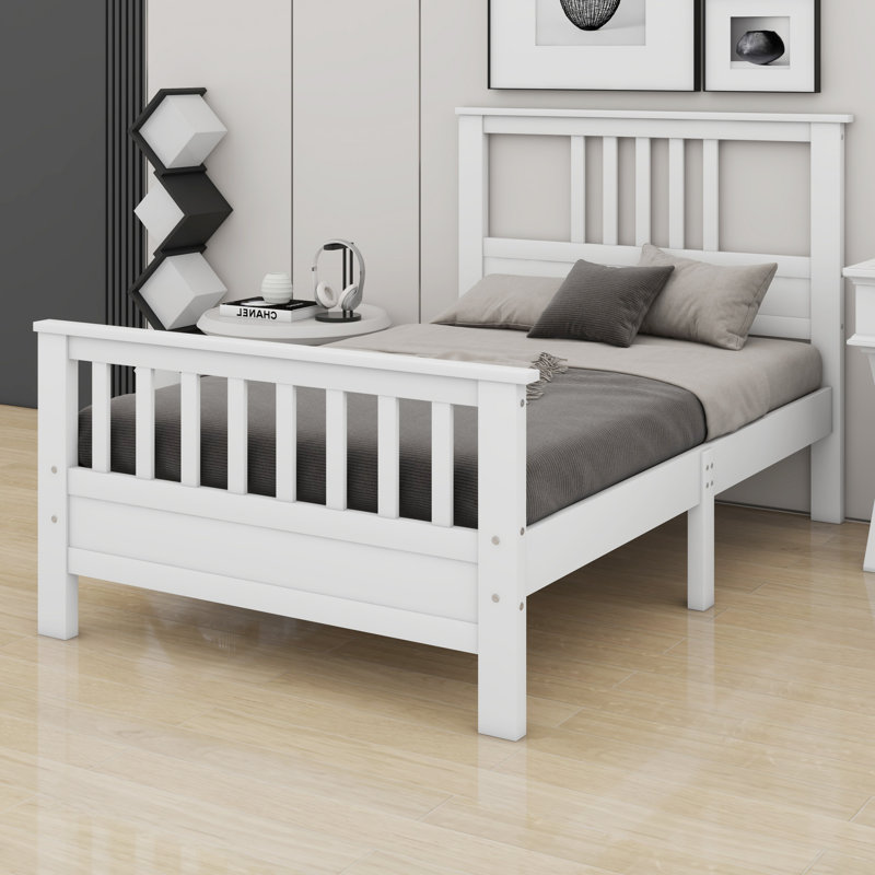 Lit plateforme en bois avec tête et pied de lit, Lit simple