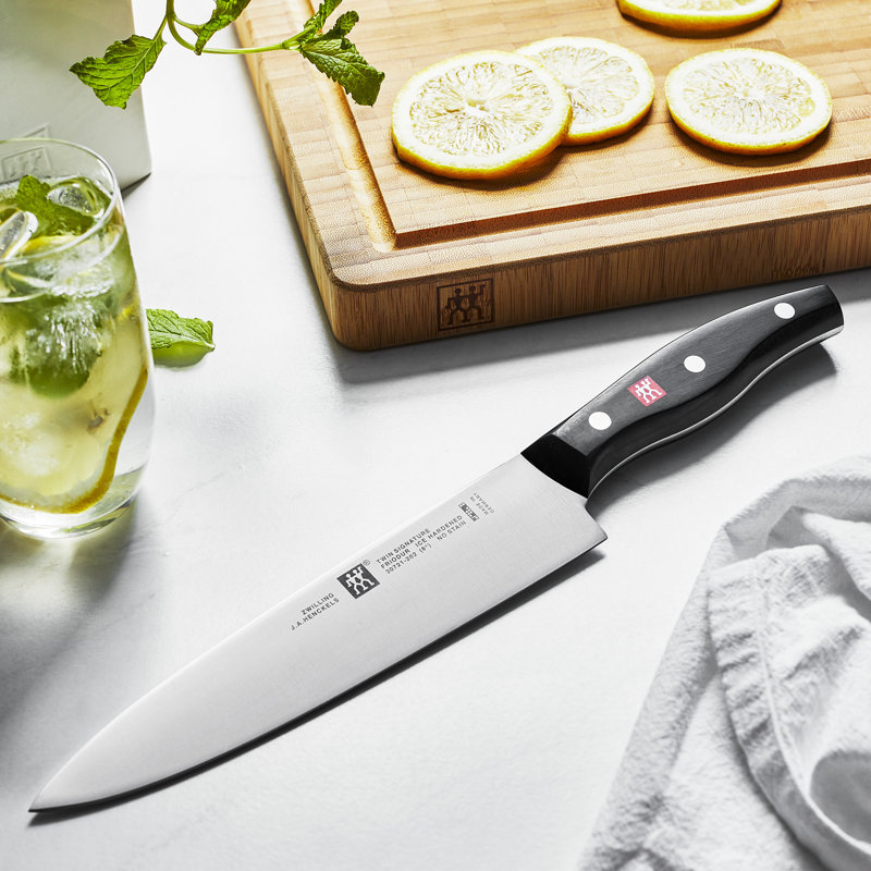 Zwilling Twin Signature 7.87-inch Chef's Knife