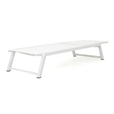 MYERS CHAISE LOUNGE WHITE DECK CHAIR