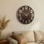 Horloge murale décorative en métal, noyer 35,4 x 35,4 po | Mouvement de balayage silencieux, 80% panneau de fibres à densité moyenne et 20% acier | Décoration élégante pour le salon, le bureau et plus encore | Design élégant et œuvres d'art fonctionnelles-1247813082-1247813073