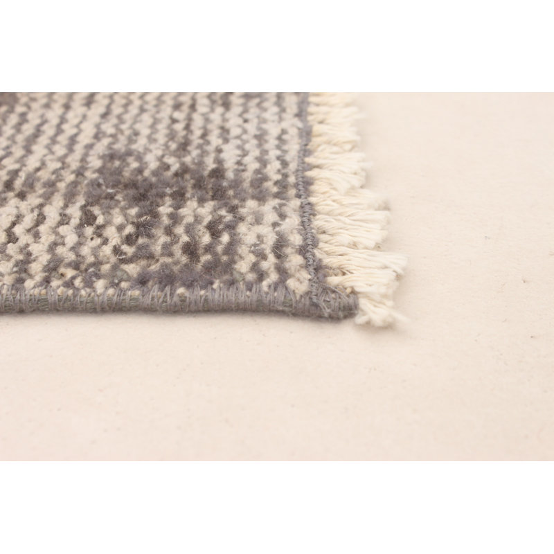 Tapis gris foncé à transition de couleur 5 pi 9 po x 9 pi 3 po