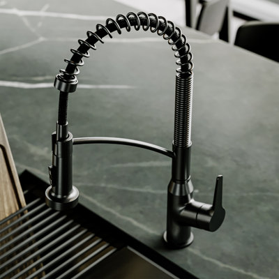 Robinet de cuisine à poignée simple Karran Scottsdale