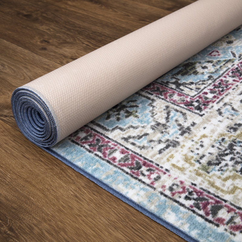Tapis bleu lavable et antidérapant Lyanne, Rectangle 6 pi 7 po x 9 pi