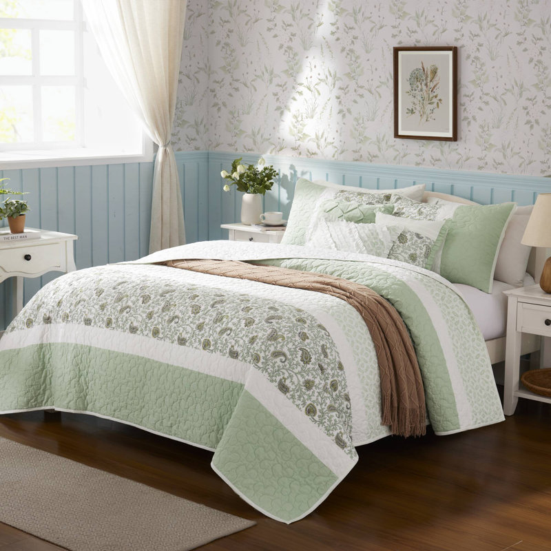 Full Cotton Percale Reversible Quilt Set in Blush and Sage Green