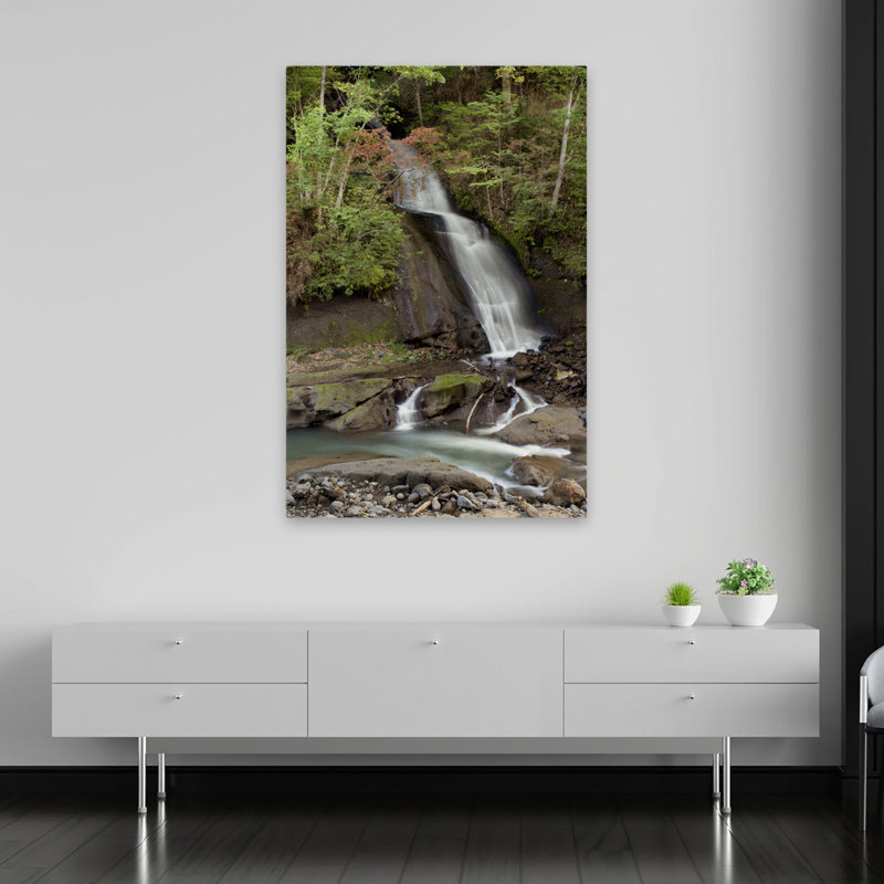 Hokkaido Waterfall # 6 - Photographie, Japon, Asie, art, H 60 po x l 40 po