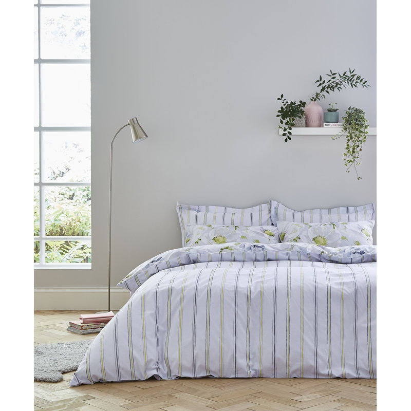 Arctic Poppy Cotton Print Duvet Cover Set, Double Duvet Cover + 2 Pillowcases, Green/White