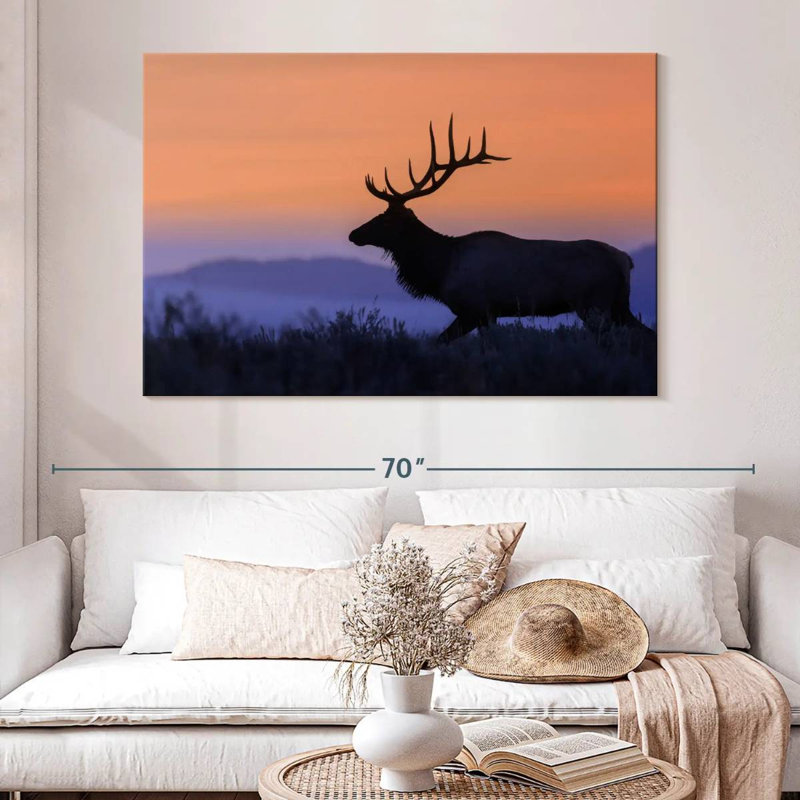 Wapiti brulé contre le coucher du soleil, H 34 po x l 51 po