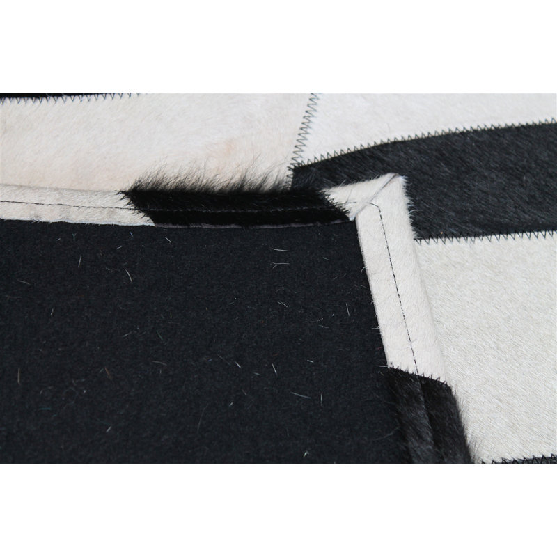 Area Cowhide Animal Print Area Rug in Black/Off White/Cream, Rectangle 6' x 9'