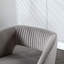 Chaise d'appoint rembourrée et capitonnée Alleen-1837035501