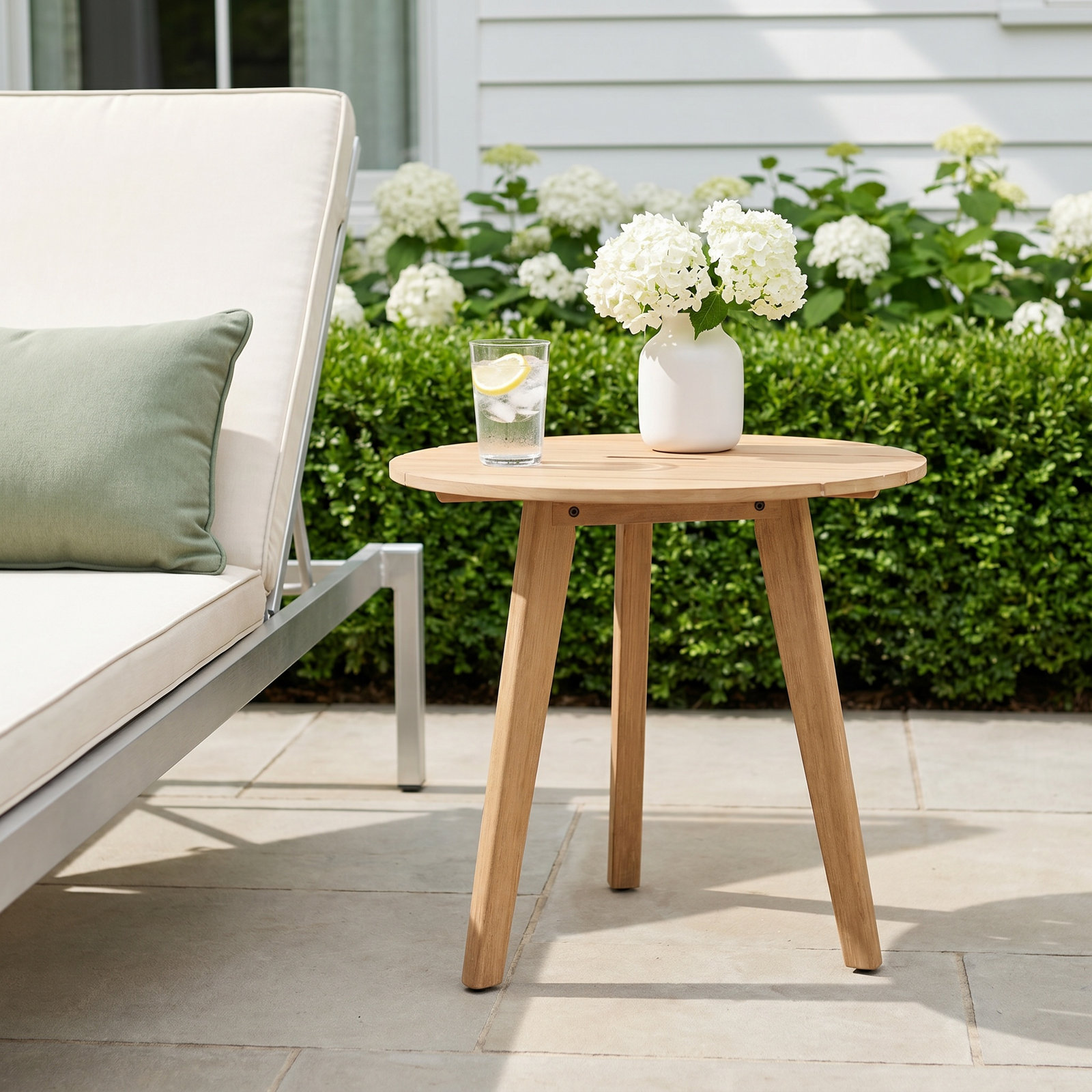 Brayson 20'' Outdoor Side Table