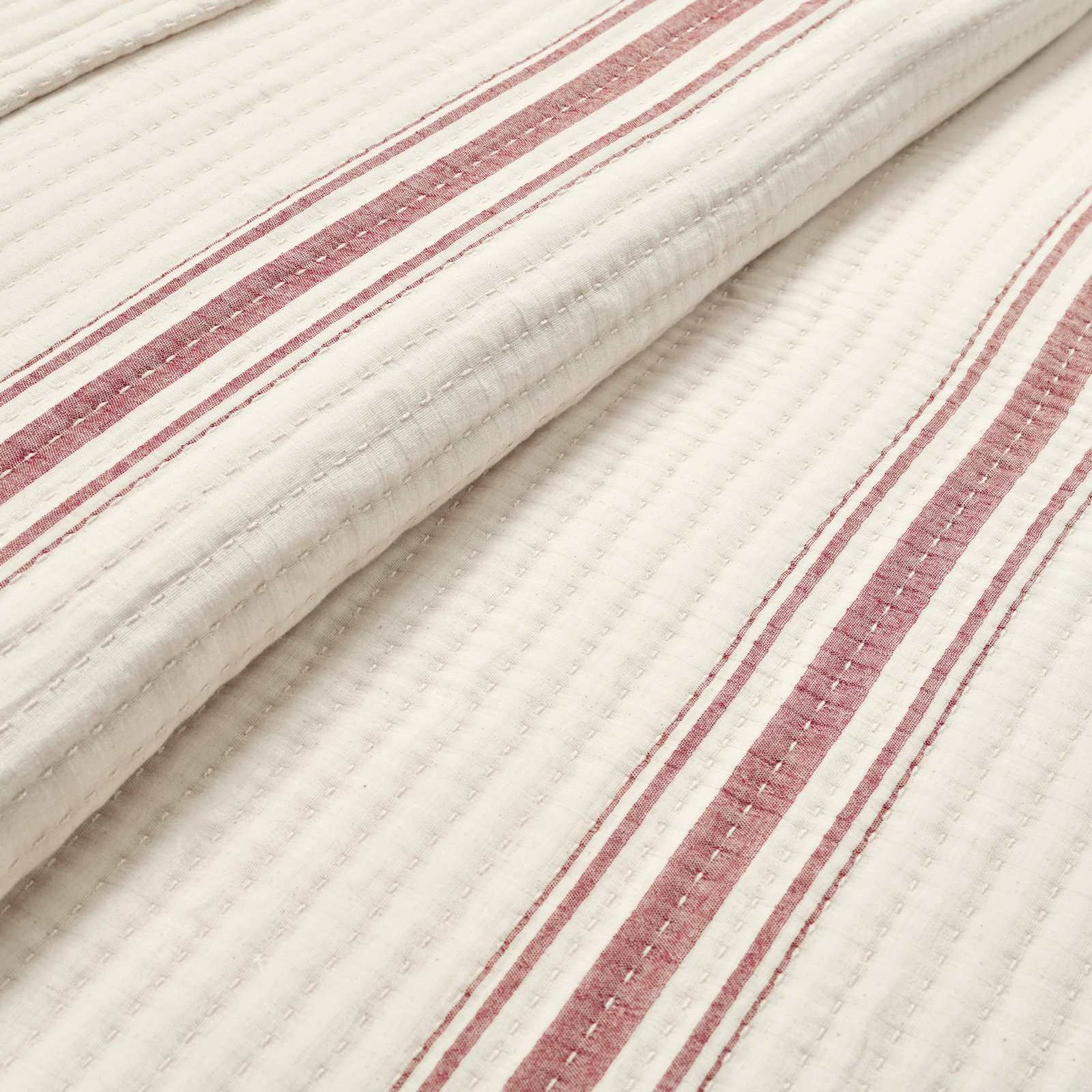 Oakleaf Cotton Quilt, Red, King Quilt