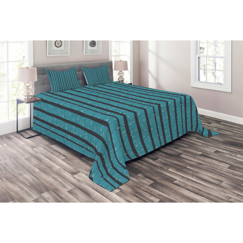 Coastal Striped Coverlet Set, Striped, King Bedspread + 2 Shams