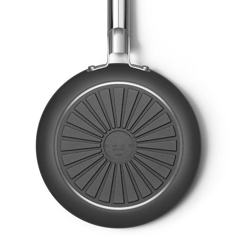 Poêle antiadhésive Smeg 20 cm